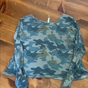 Girls camo top